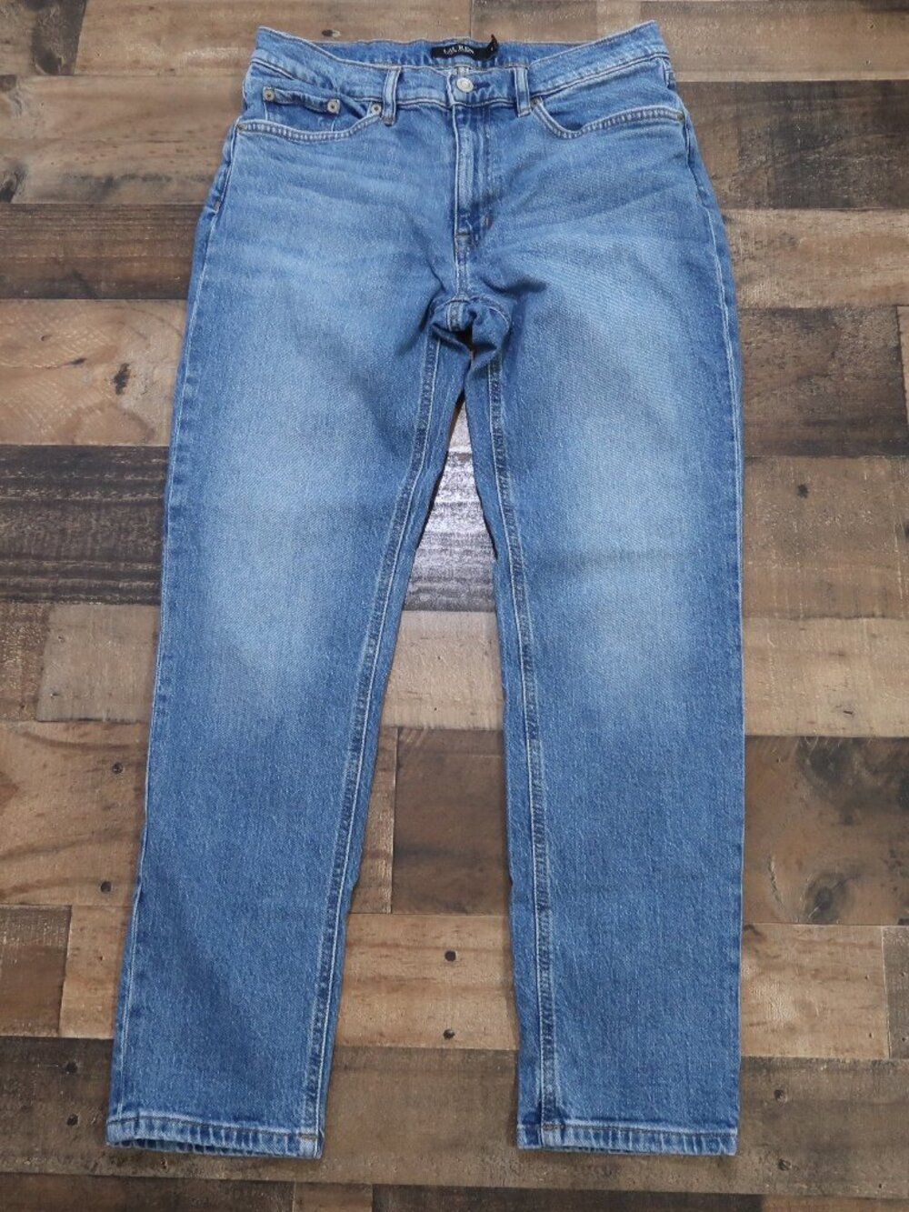 Lauren Ralph Lauren Womans Size 6 Denim Jeans Tapered Leg Leather Patch